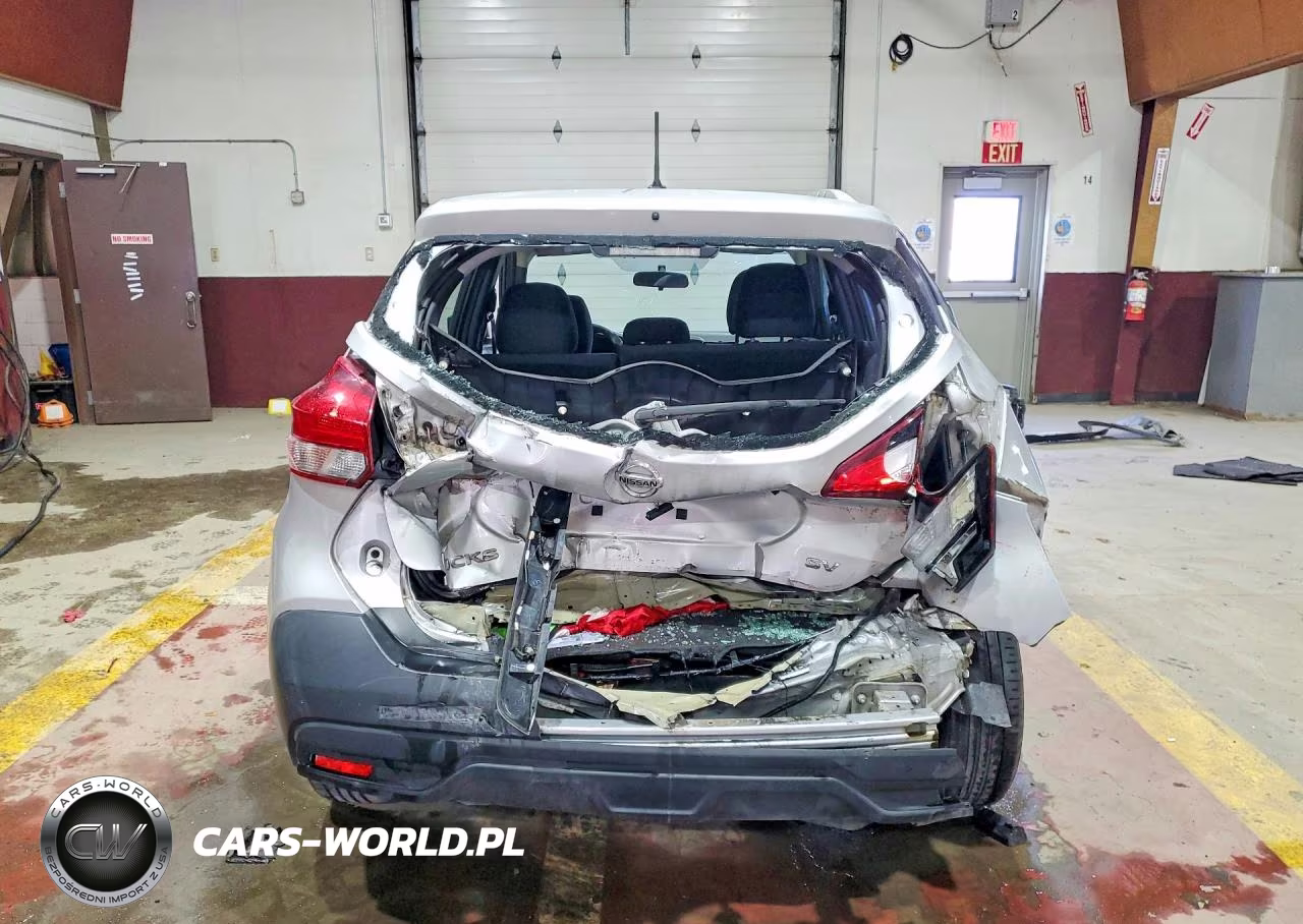 2019 Nissan Kicks S VIN:3N1CP5CU5KL503827 - 6