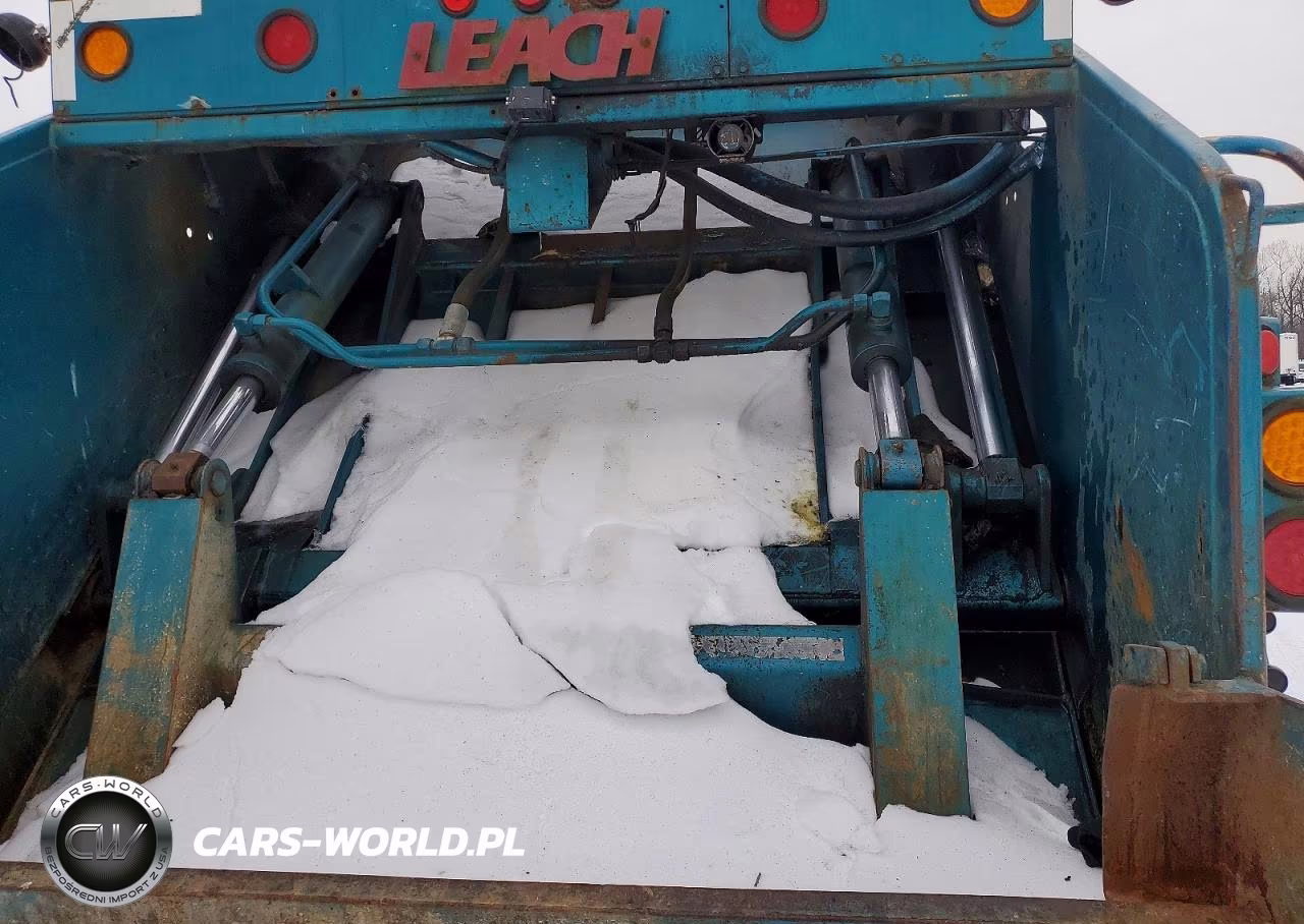 2003 International 7000 7400 VIN:1HTWCAARX3J057862 - 6