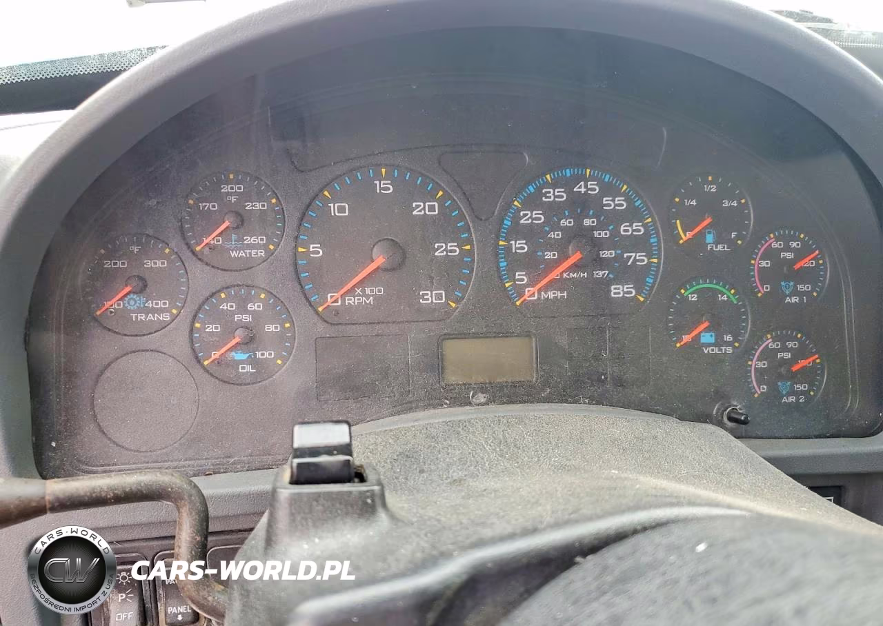 2003 International 7000 7400 VIN:1HTWCAARX3J057862 - 8