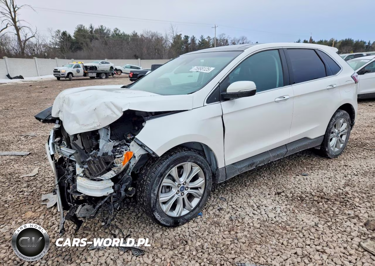 2022 Ford Edge Titanium