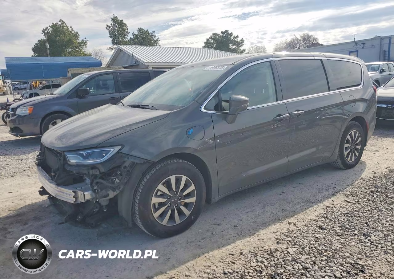 2022 Chrysler Pacifica Hybrid Touring L