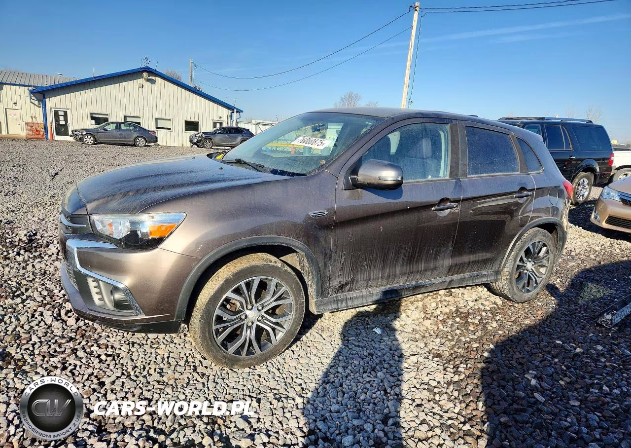 2018 Mitsubishi Outlander Sport Es – zdjęcie 1 z 13