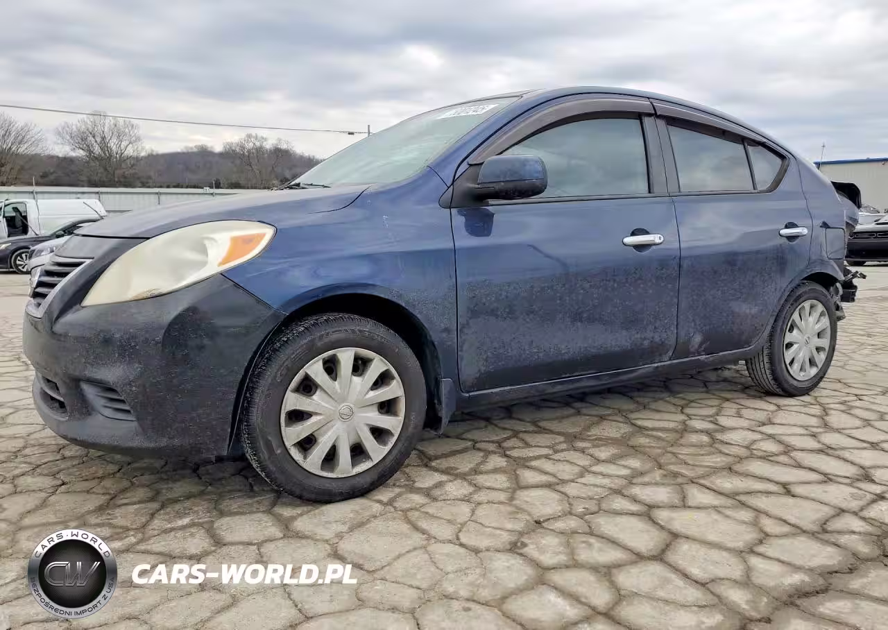 2013 Nissan Versa S