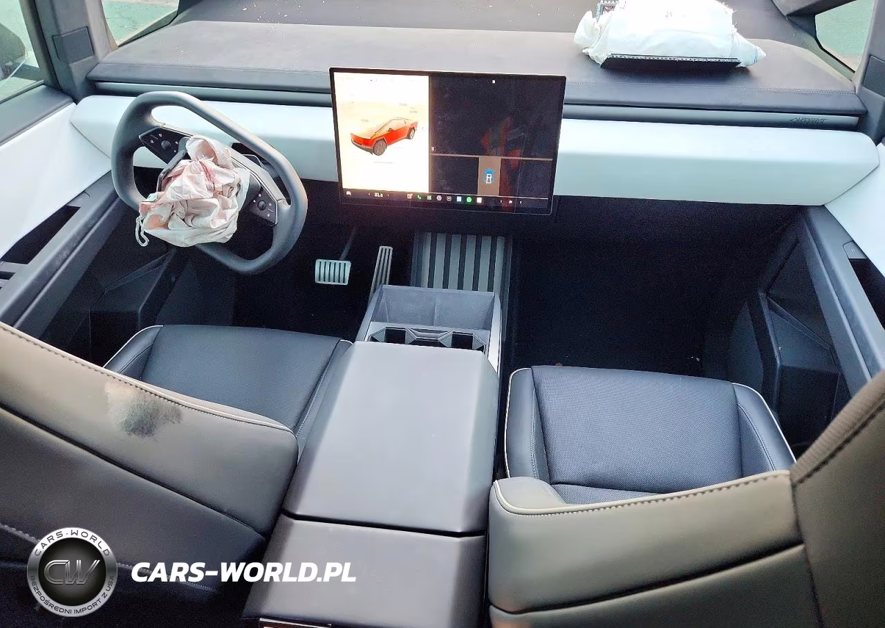 2025 Tesla Cybertruck VIN:7G2CEHEE2SA071779 - 8