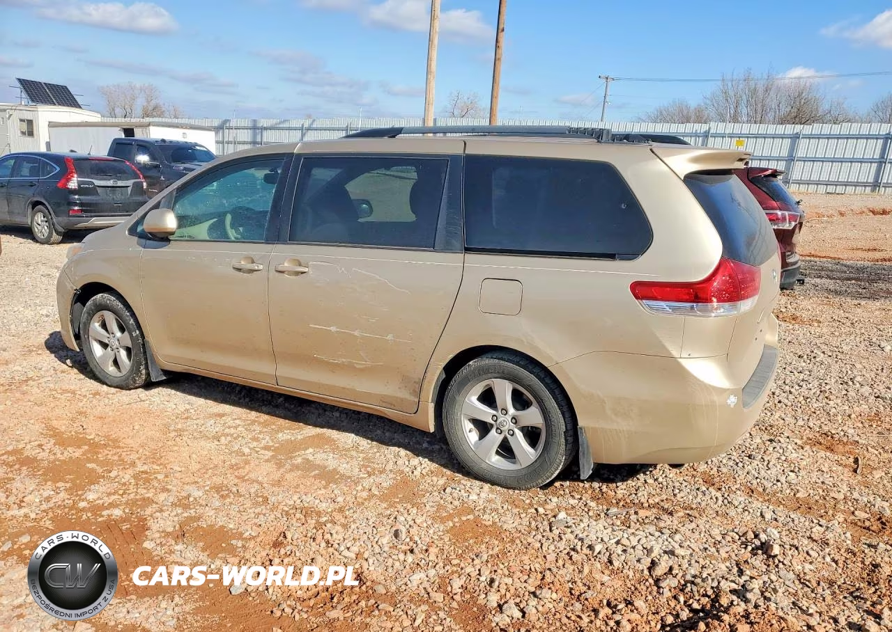 2011 Toyota Sienna Le VIN:5TDKK3DC6BS005177 - 2