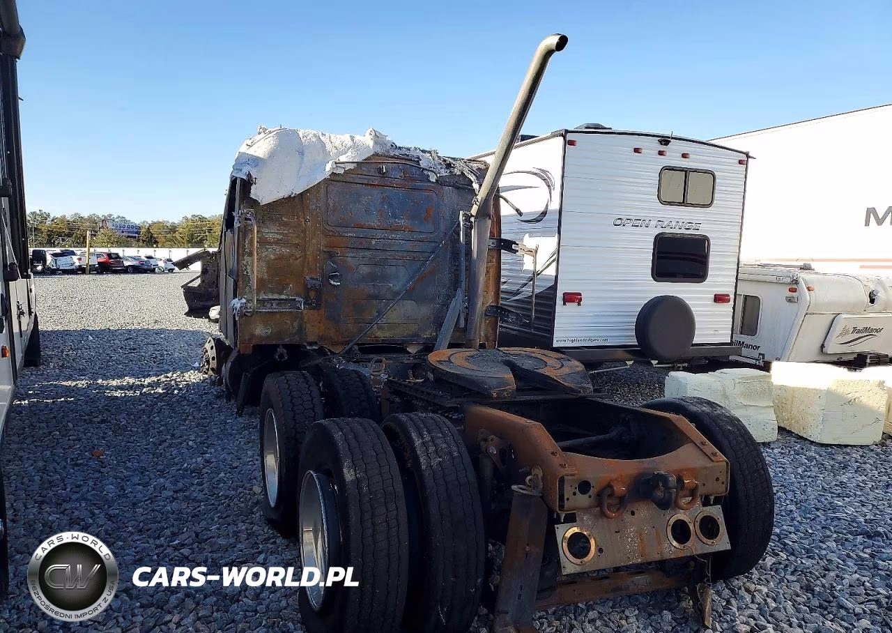2025 Volvo Vnl Semi Truck VIN:4V4NC9EH3SN668353 - 3