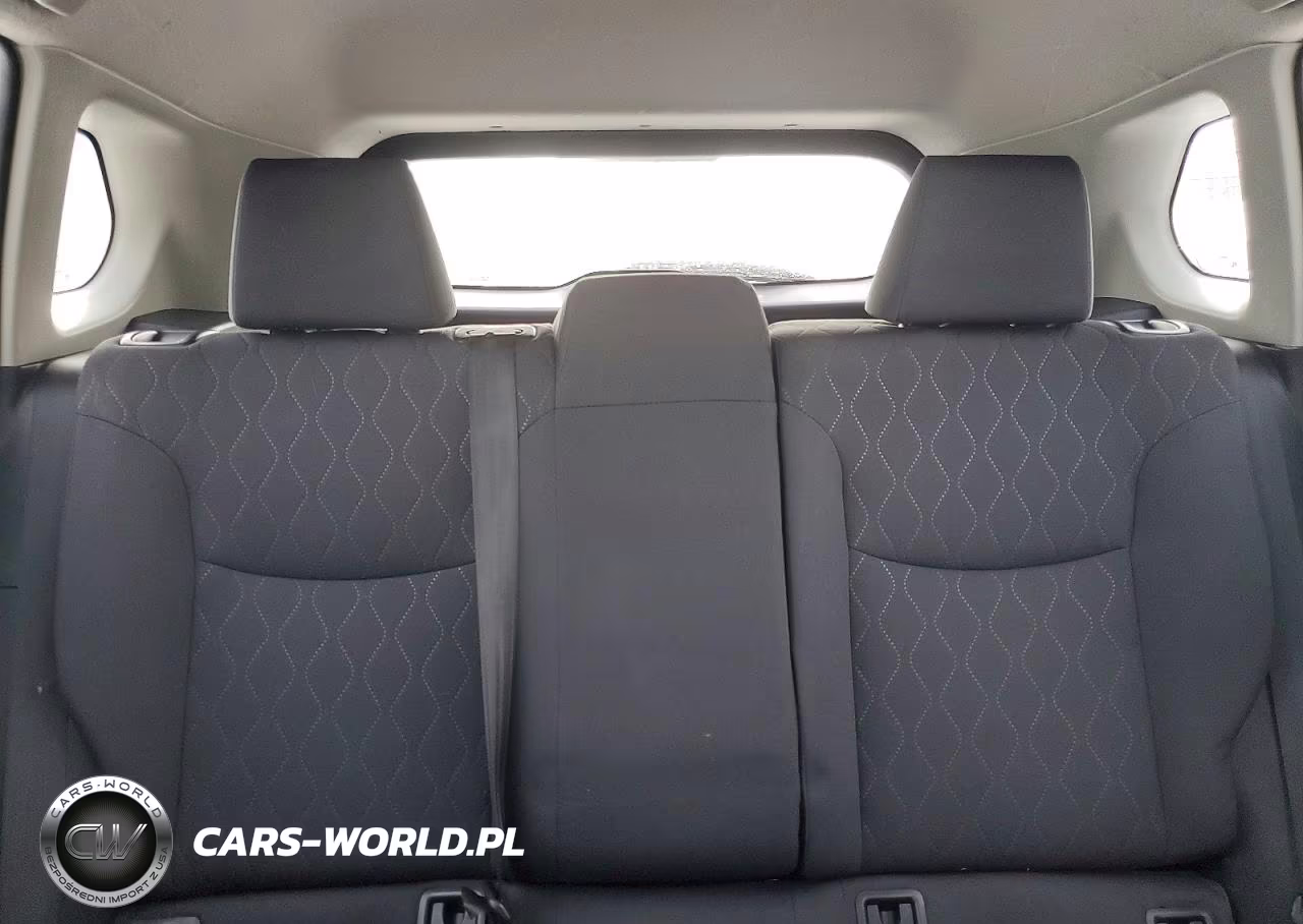 2022 Toyota Corolla Cross Le VIN:7MUCAAAG4NV034271 - 10