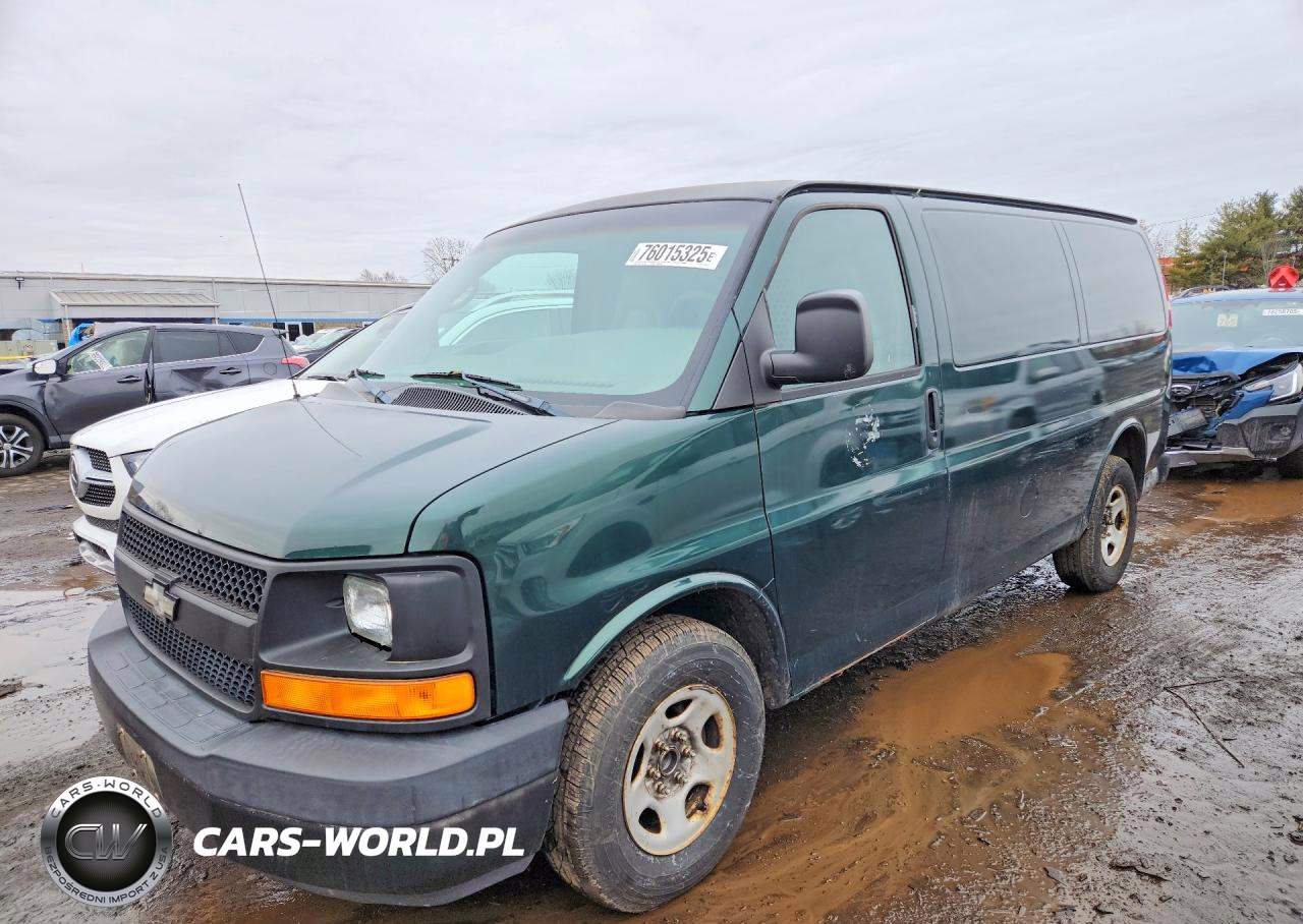2004 Chevrolet Express G1500 Delivery Van