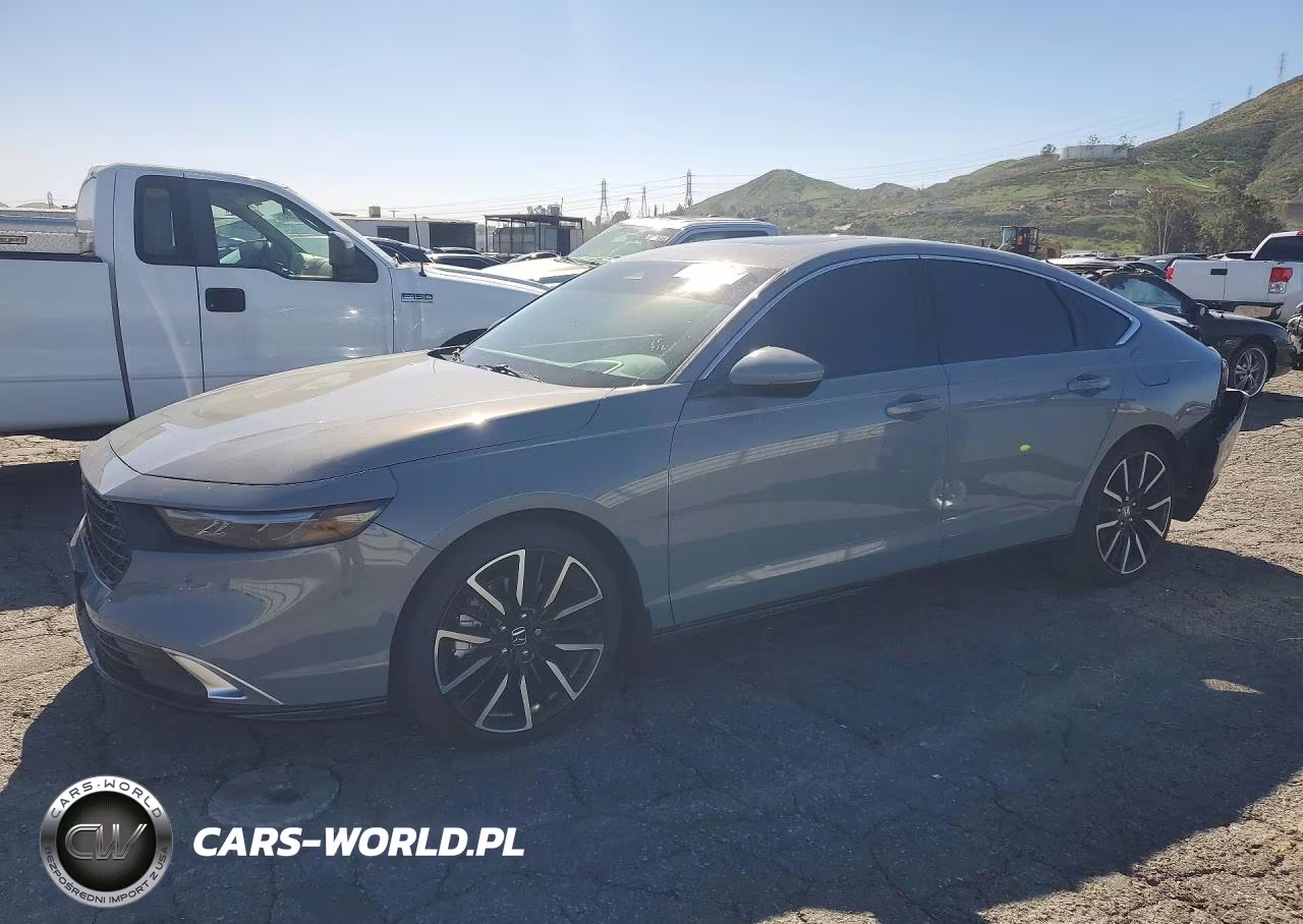 2025 Honda Accord Touring Hybrid – zdjęcie 1 z 13