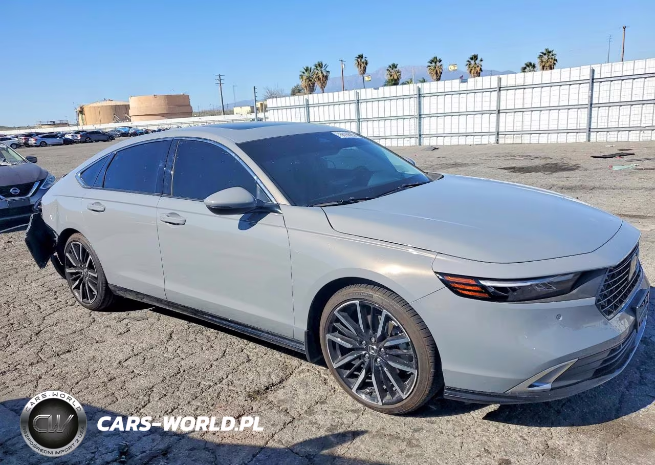 2025 Honda Accord Touring Hybrid VIN:1HGCY2F88SA056975 - 4