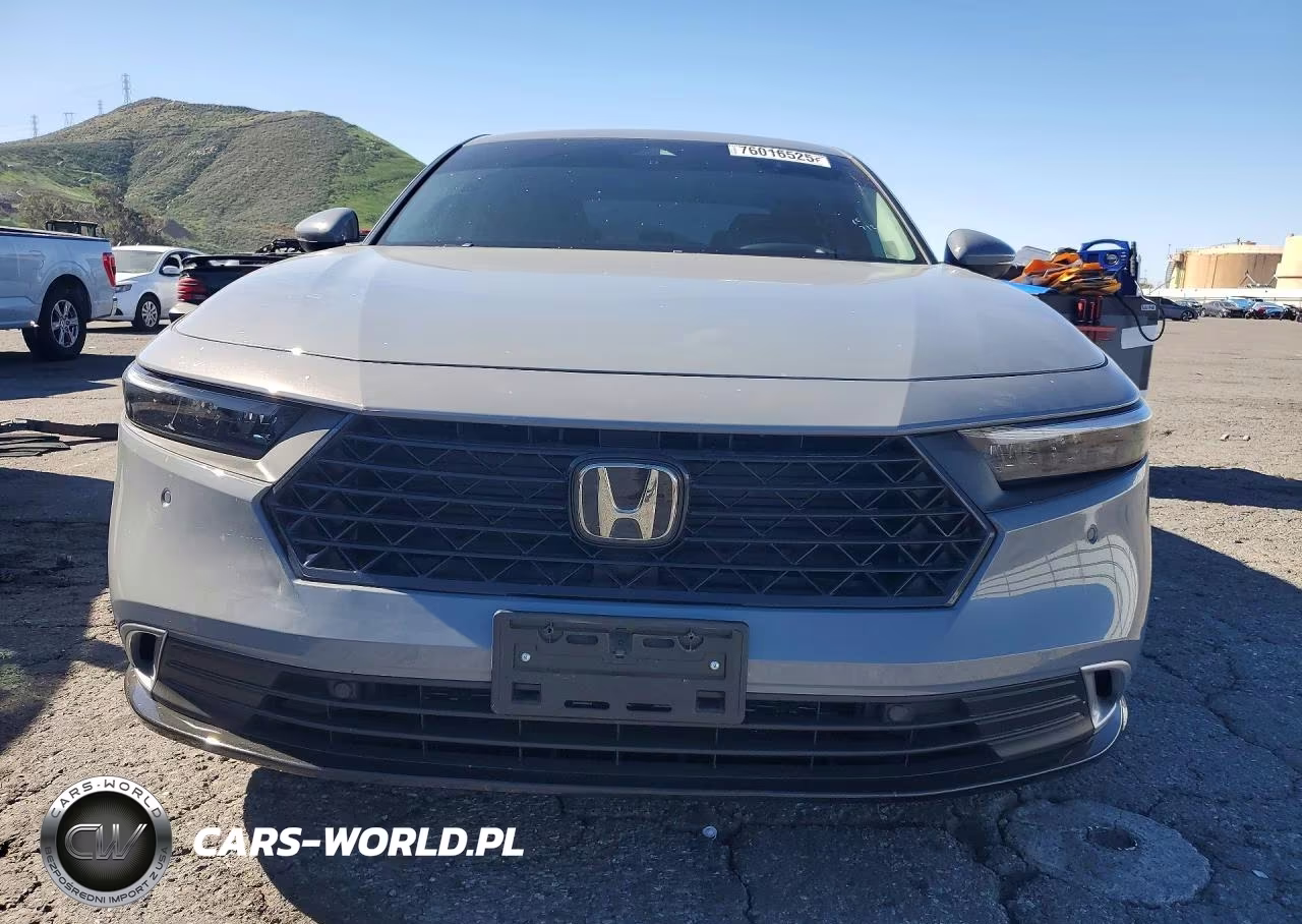2025 Honda Accord Touring Hybrid VIN:1HGCY2F88SA056975 - 5
