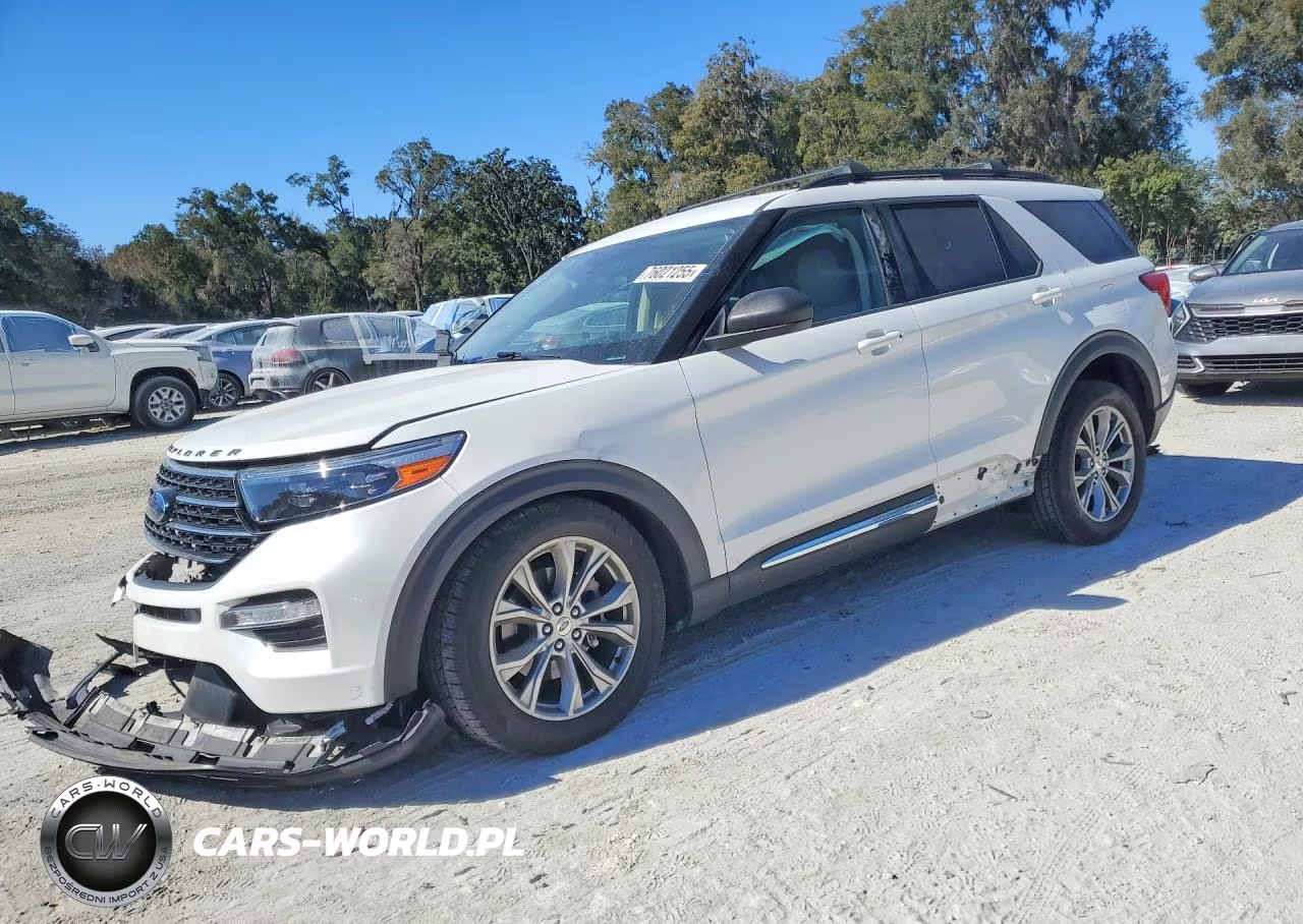 2020 Ford Explorer Xlt
