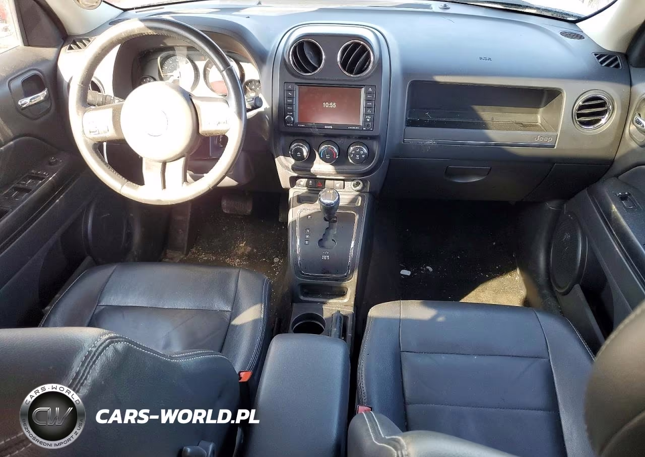 2016 Jeep Patriot Latitude VIN:1C4NJPFAXGD583708 - 8