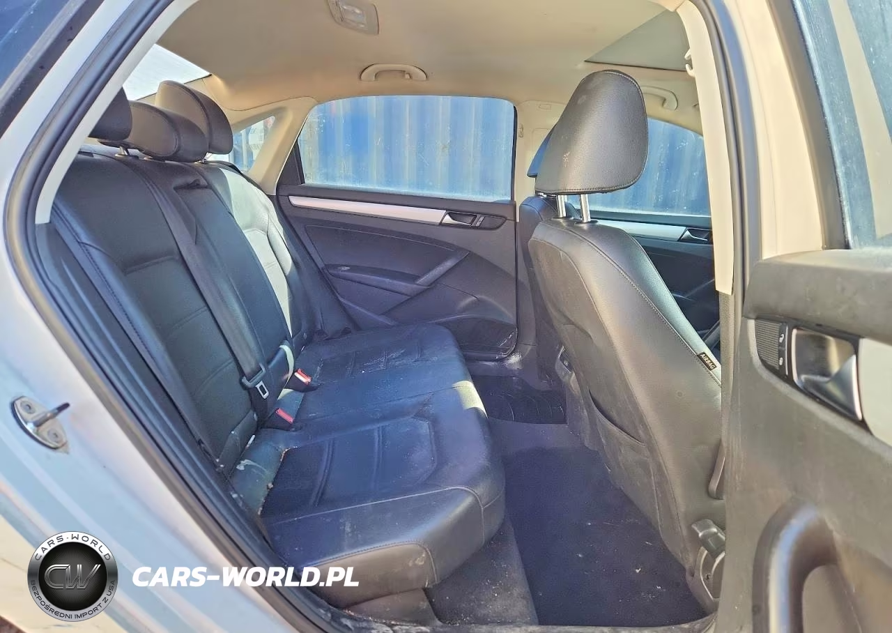 2013 Volkswagen Passat Se VIN:1VWBP7A34DC012563 - 10
