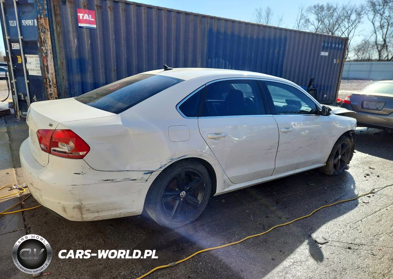 2013 Volkswagen Passat Se VIN:1VWBP7A34DC012563 - 3
