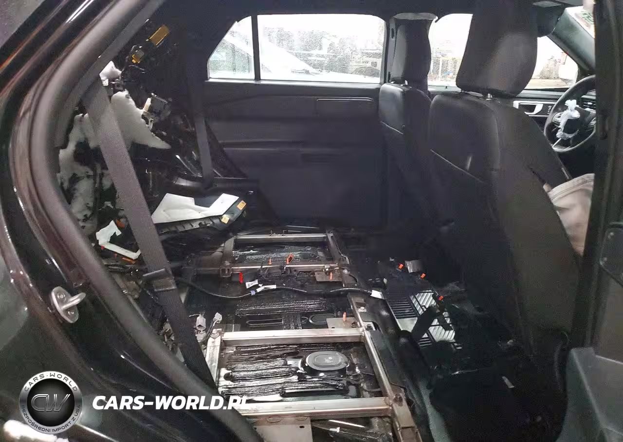 2023 Ford Explorer Police Interceptor VIN:1FM5K8AB7PGC20019 - 11