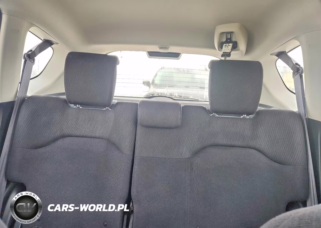 2013 Honda Fit Sport VIN:JHMGE8H5XDC010987 - 10