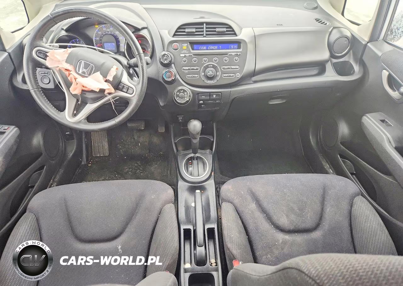 2013 Honda Fit Sport VIN:JHMGE8H5XDC010987 - 8