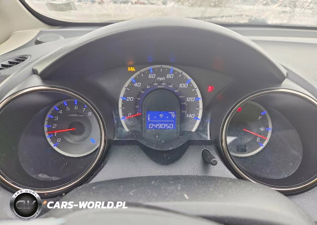 2013 Honda Fit Sport VIN:JHMGE8H5XDC010987 - 9