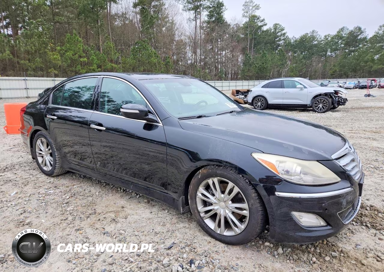 2013 Hyundai Genesis 3.8L VIN:KMHGC4DDXDU232321 - 4