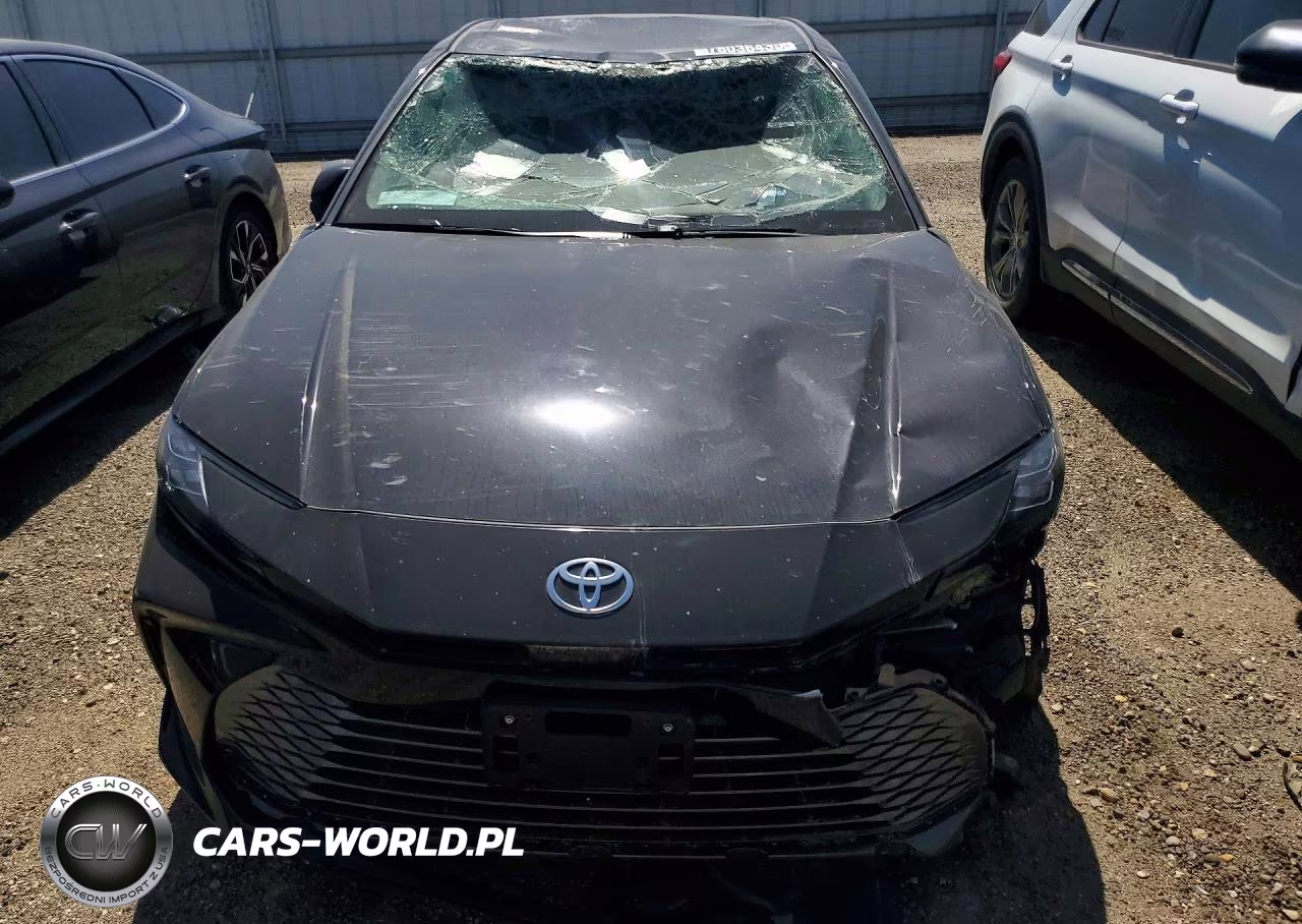 2025 Toyota Camry Xle VIN:4T1DAACK0SU194604 - 5