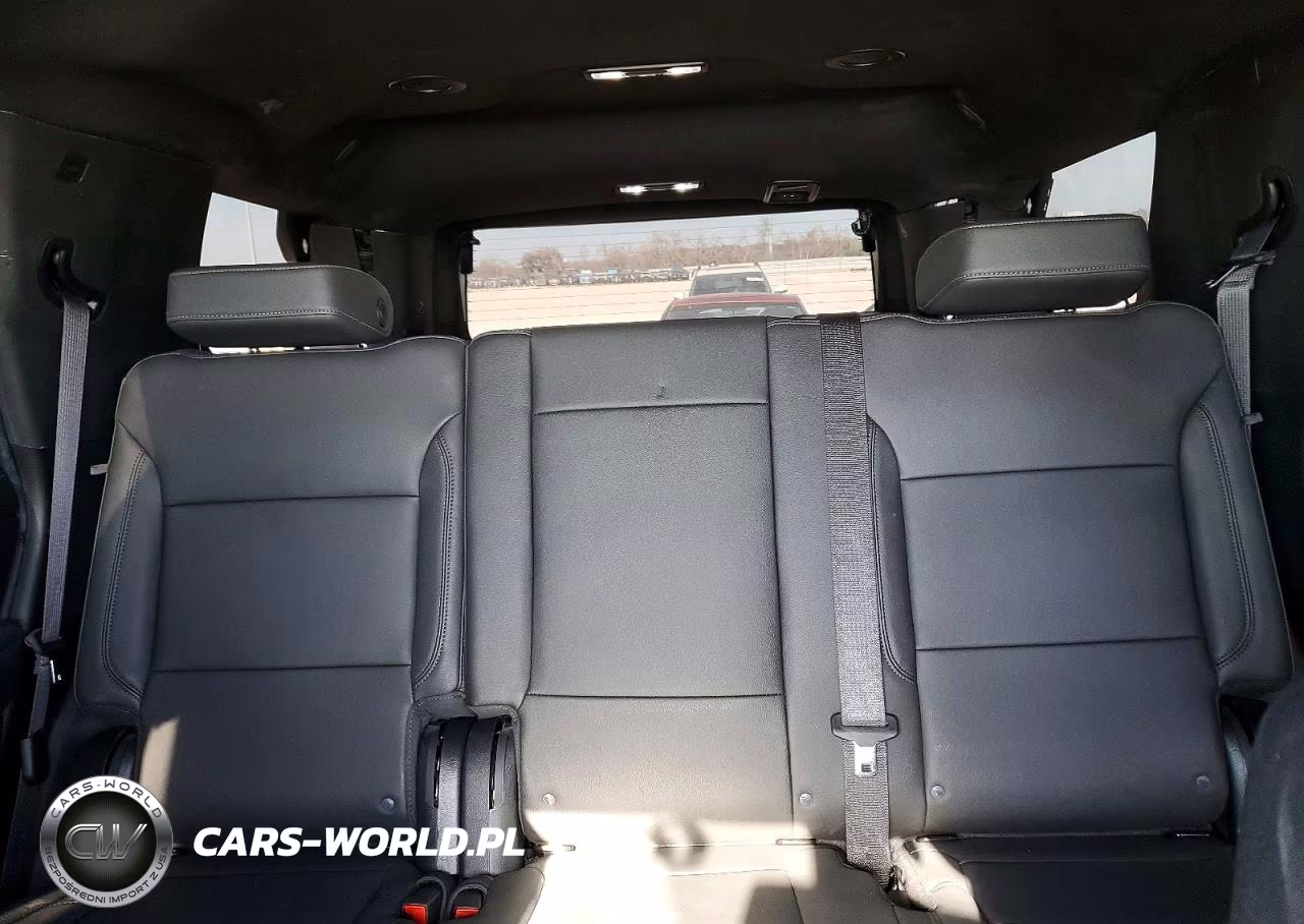 2023 Chevrolet Tahoe C1500 VIN:1GNSCLEDXPR330108 - 10