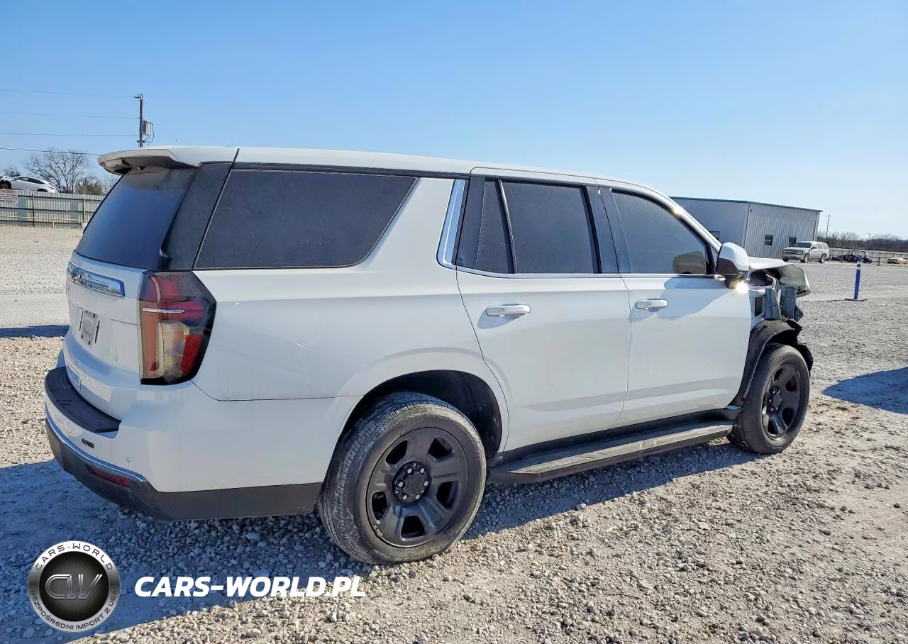 2023 Chevrolet Tahoe C1500 VIN:1GNSCLEDXPR330108 - 3