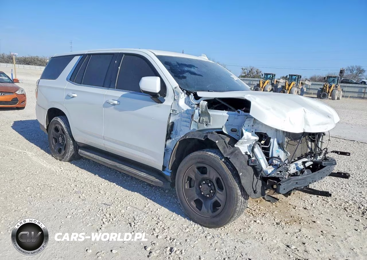 2023 Chevrolet Tahoe C1500 VIN:1GNSCLEDXPR330108 - 4