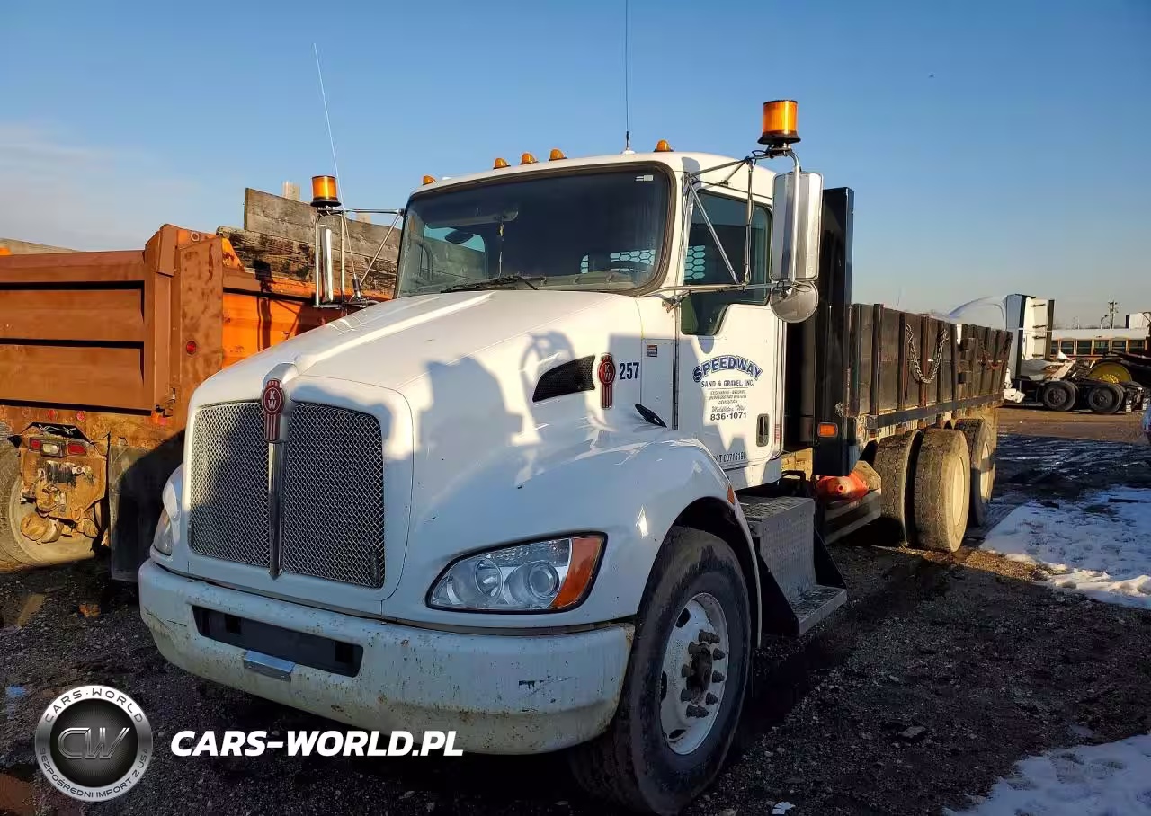 2017 Kenworth Construction T370