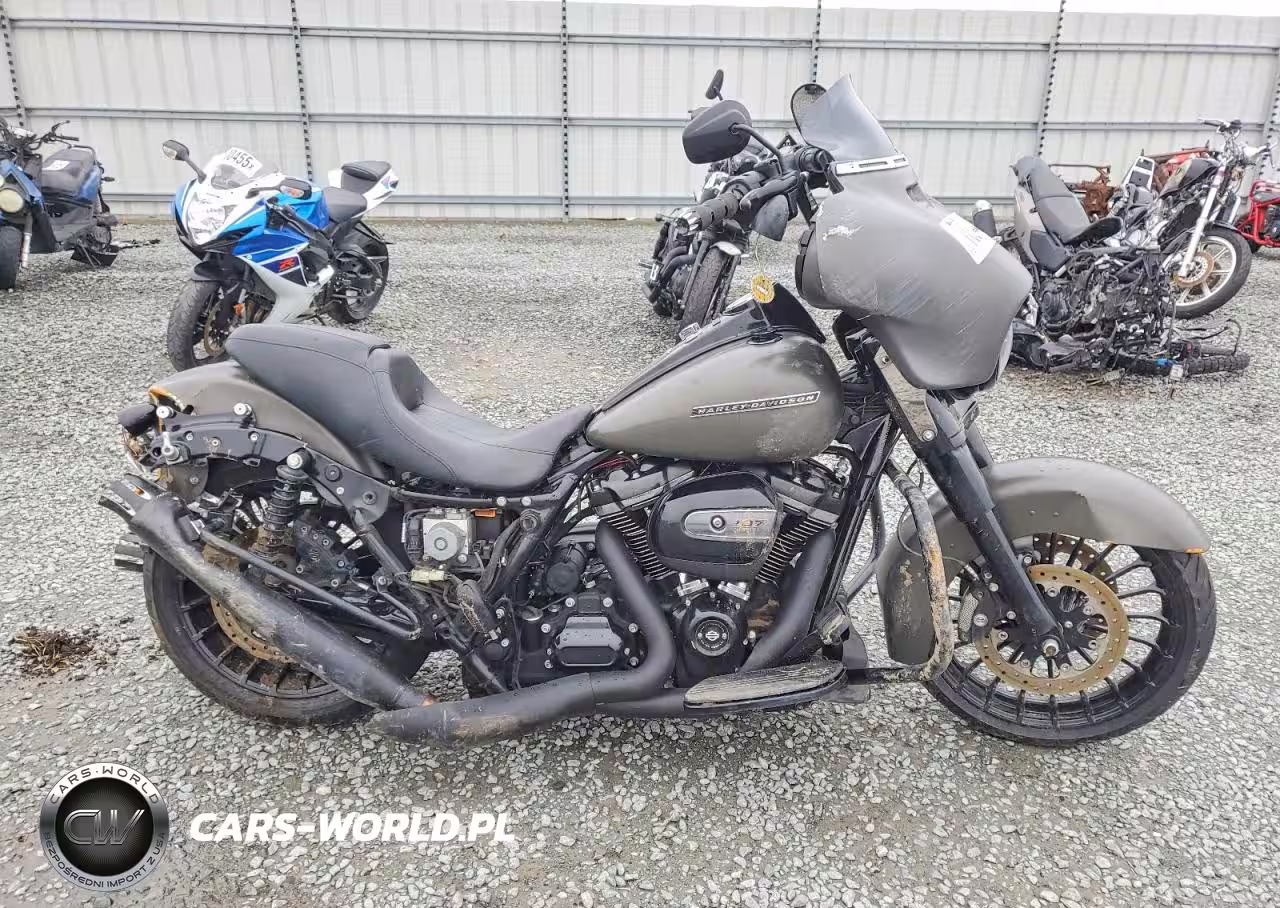 2018 Harley-Davidson Flhrxs