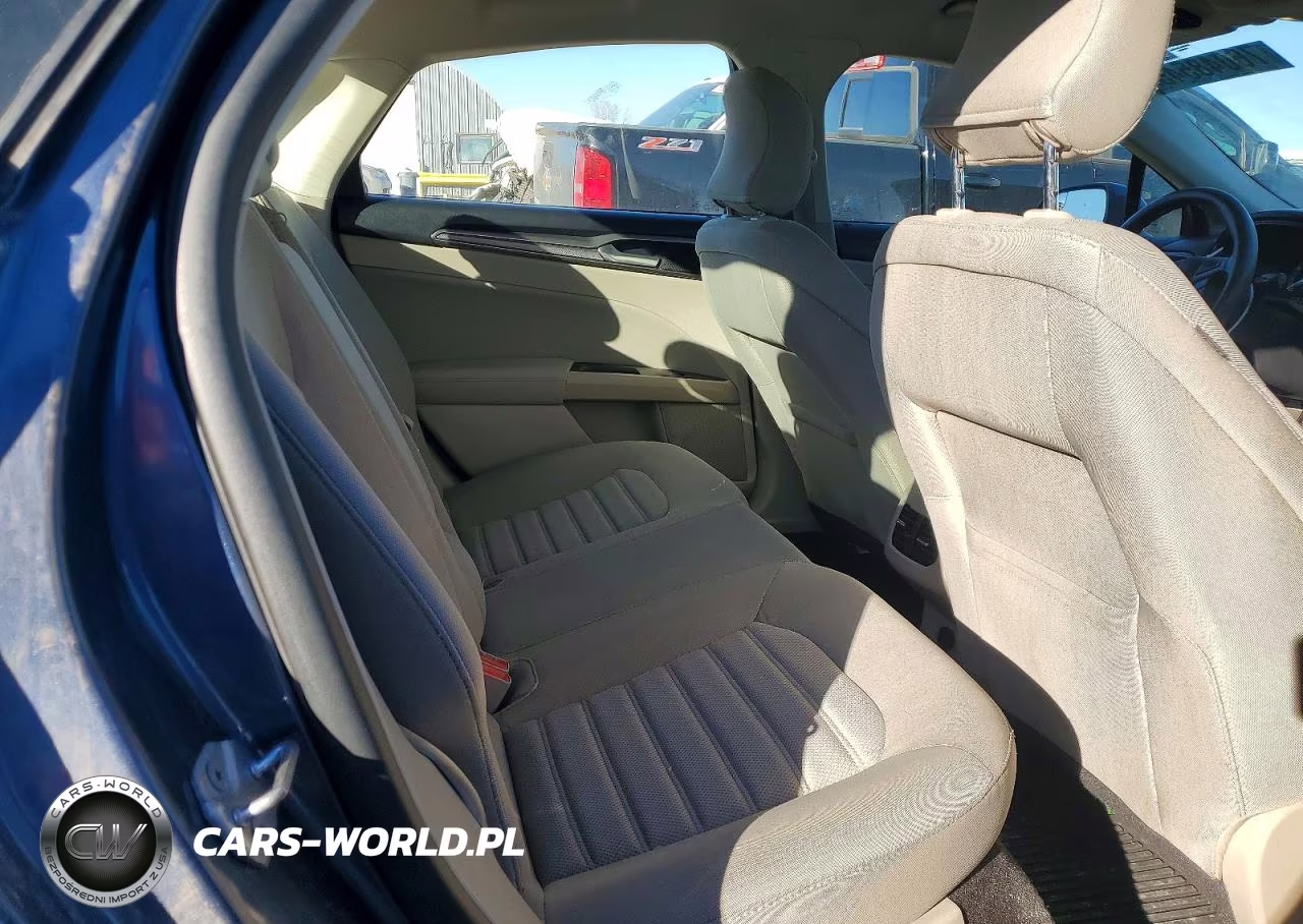 2018 Ford Fusion Se VIN:3FA6P0H74JR132984 - 10
