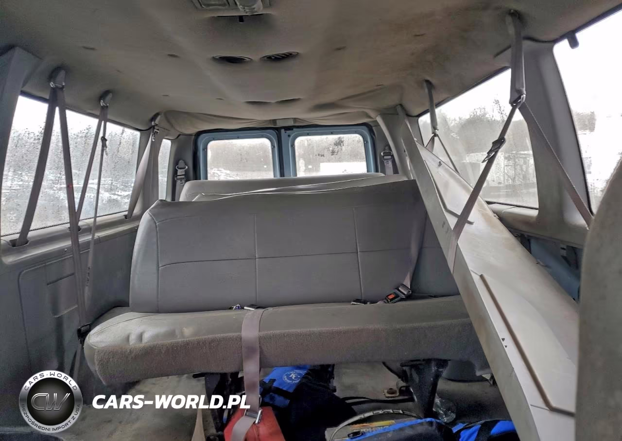 1997 Ford Econoline E350 Super Duty Wagon VIN:1FBSS31F0YHB98264 - 20