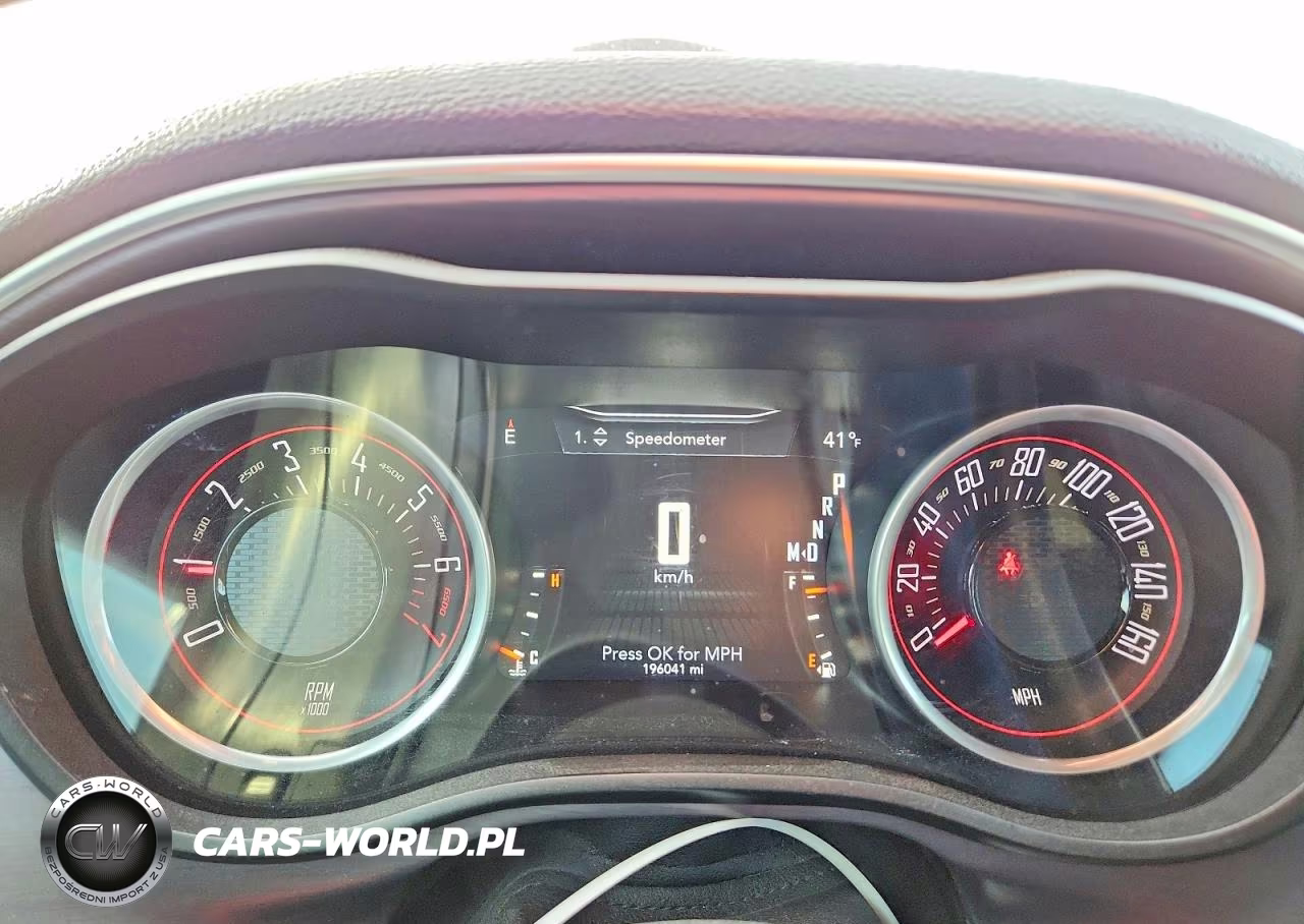 2016 Dodge Challenger Sxt VIN:2C3CDZAG7GH263498 - 9