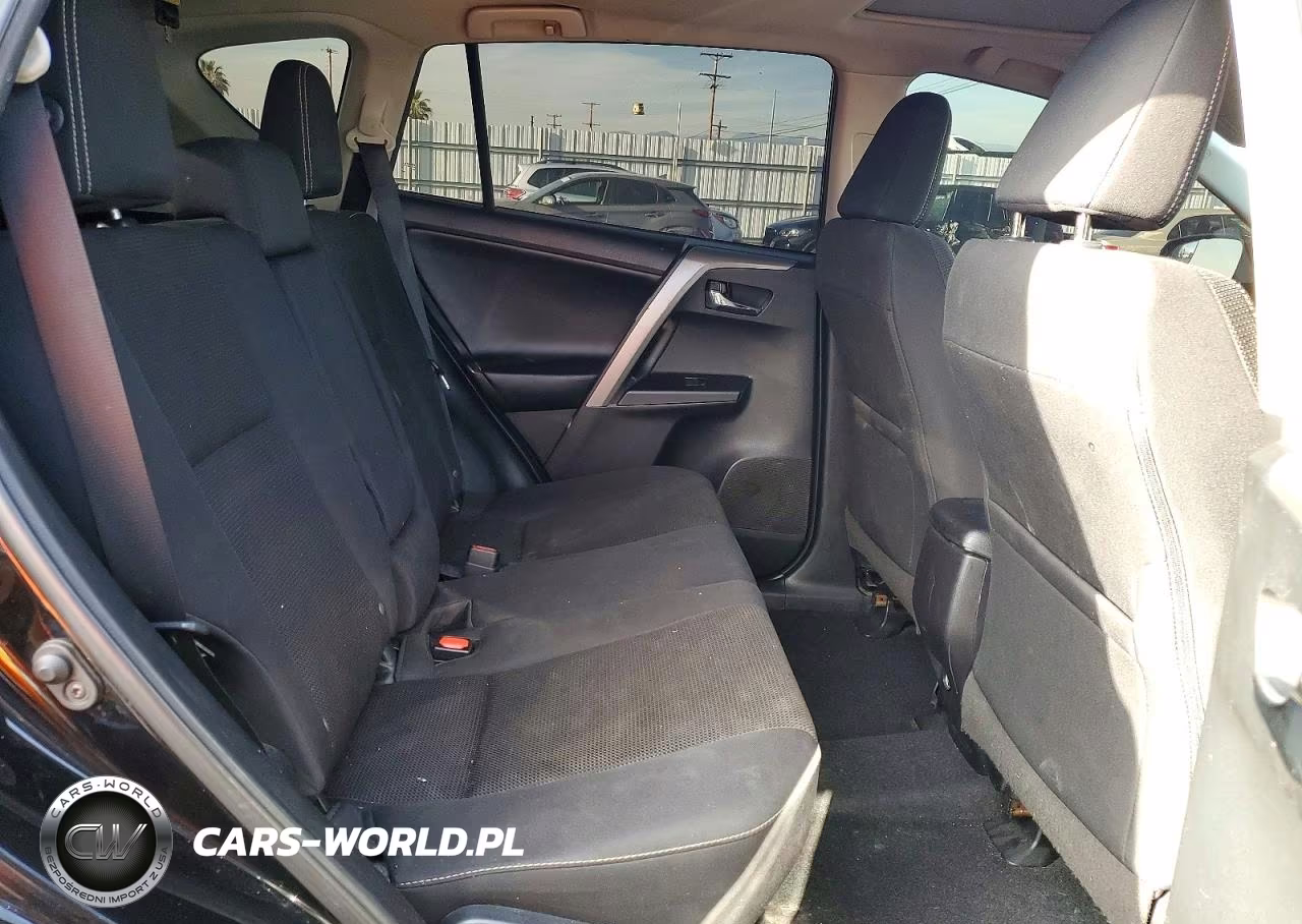 2018 Toyota Rav4 Adventure VIN:2T3RFREV6JW816416 - 11