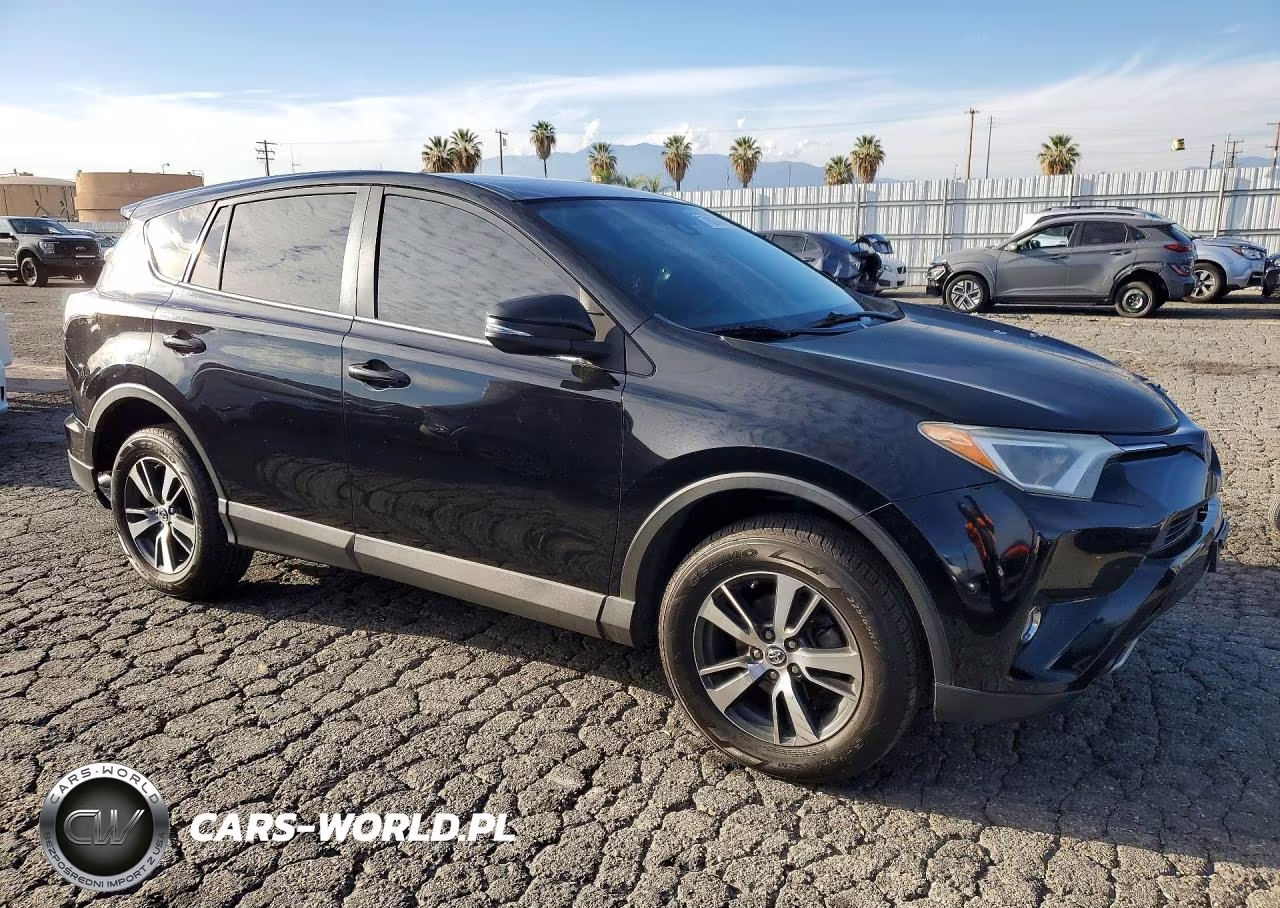 2018 Toyota Rav4 Adventure VIN:2T3RFREV6JW816416 - 4