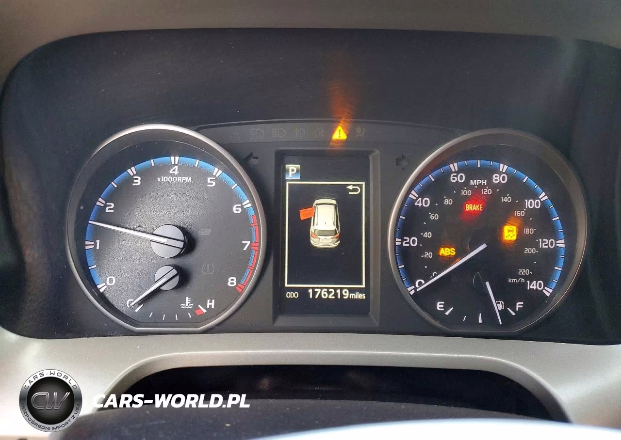 2018 Toyota Rav4 Adventure VIN:2T3RFREV6JW816416 - 9
