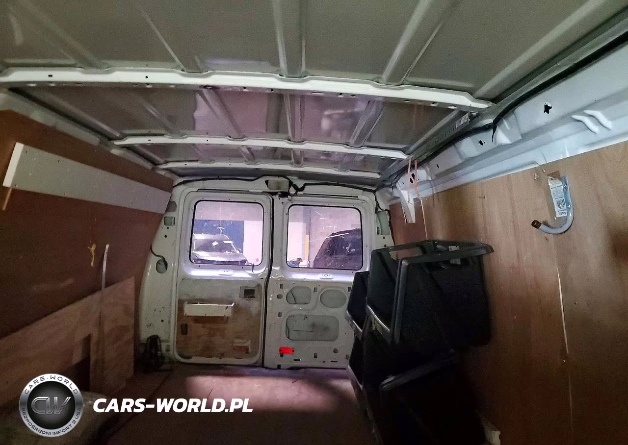 2011 Ford Econoline Cargo E-25 VIN:1FTNS2EW8BDA33350 - 10
