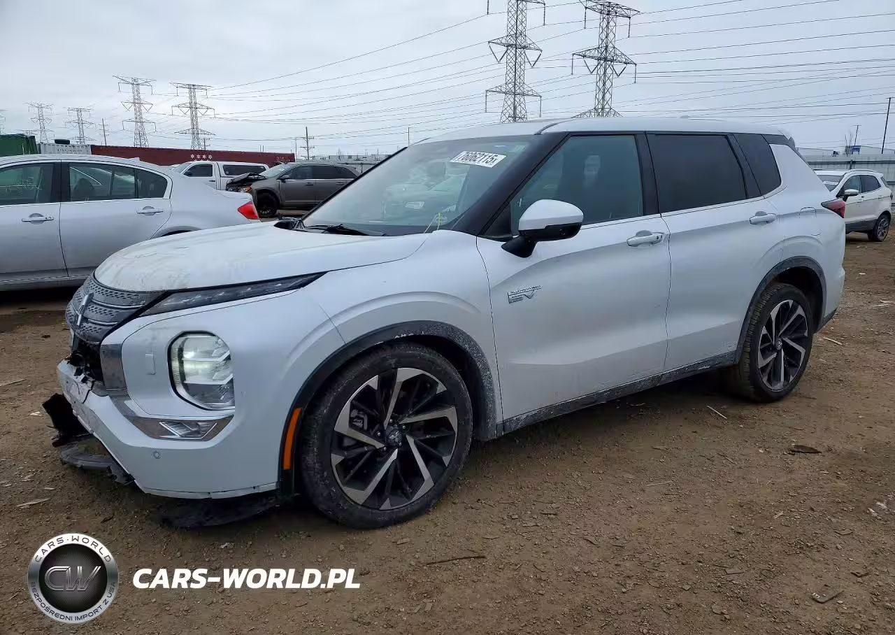 2024 Mitsubishi Outlander Se