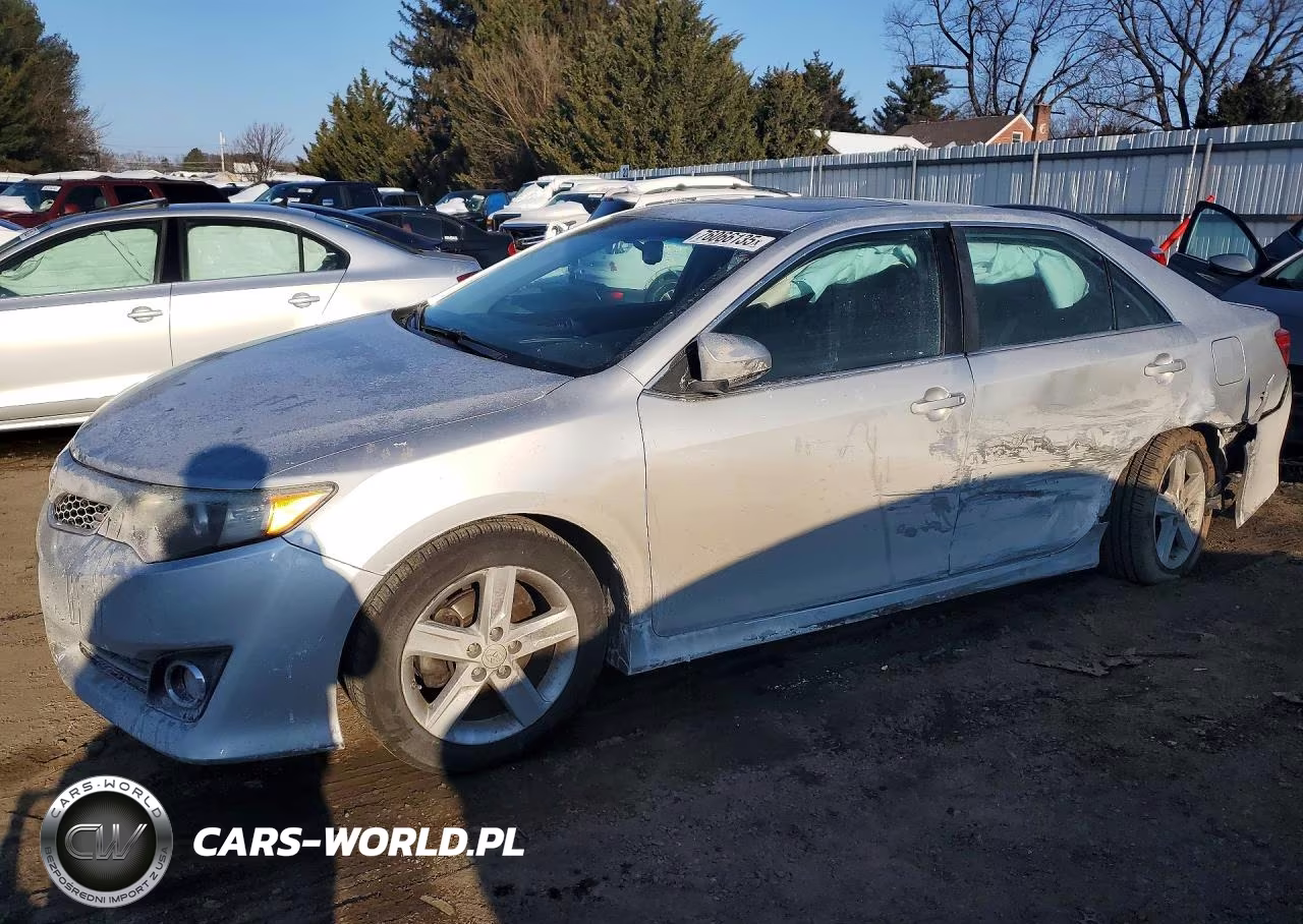 2012 Toyota Camry Base – zdjęcie 1 z 12