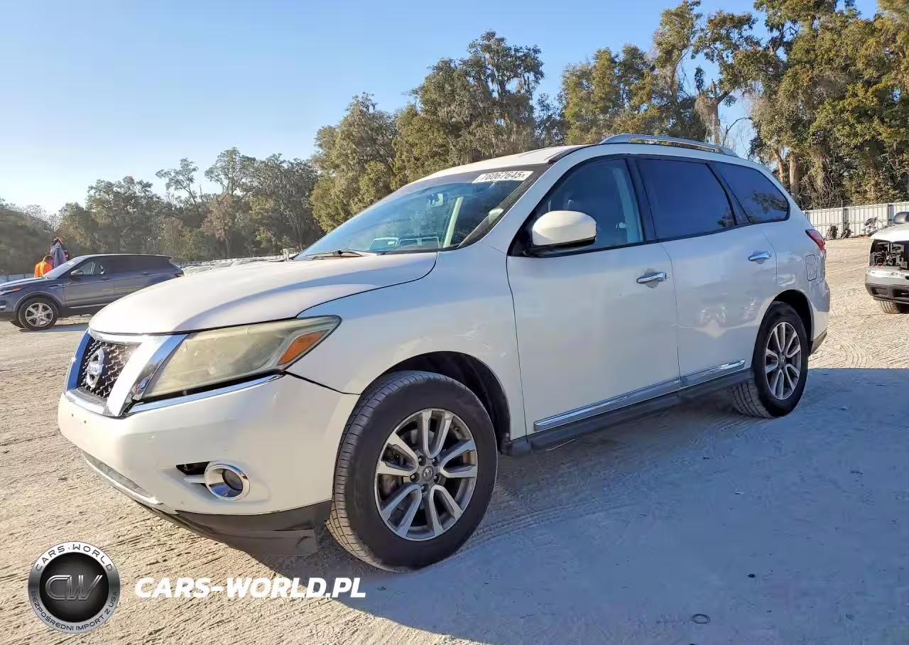 2013 Nissan Pathfinder S