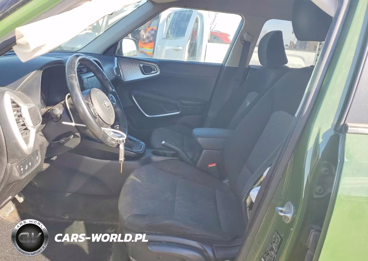 2020 Kia Soul VIN:KNDJ23AUXL7118313 - 7