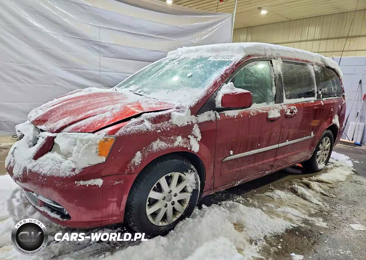 2014 Chrysler Town & Country Touring