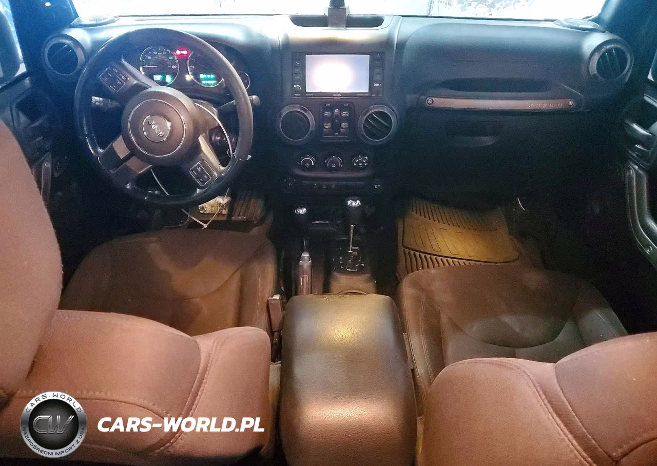 2016 Jeep Wrangler Unlimited Sport VIN:1C4BJWDG4GL205118 - 8