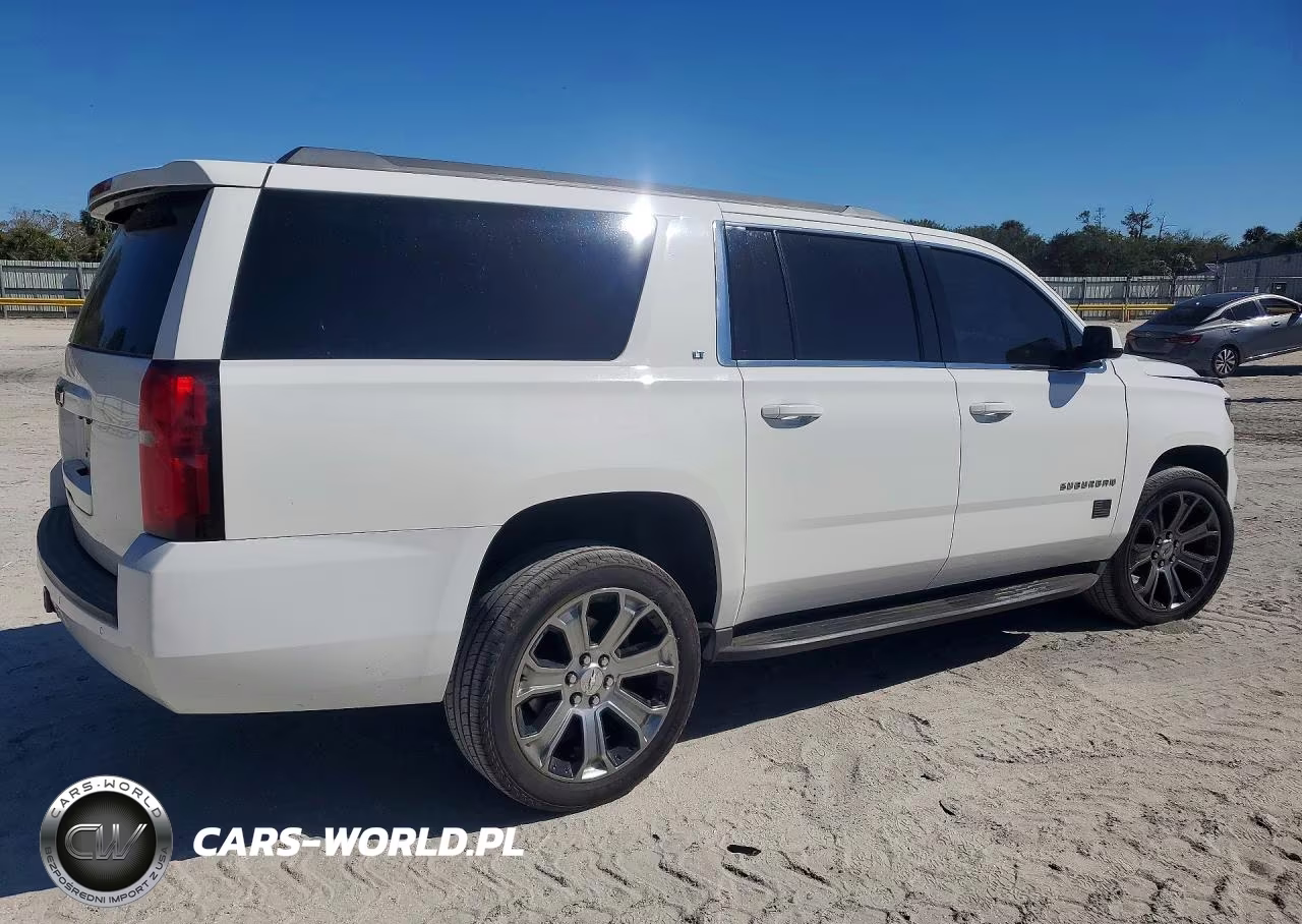 2017 Chevrolet Suburban C1500 Lt VIN:1GNSCHKC5HR344671 - 3