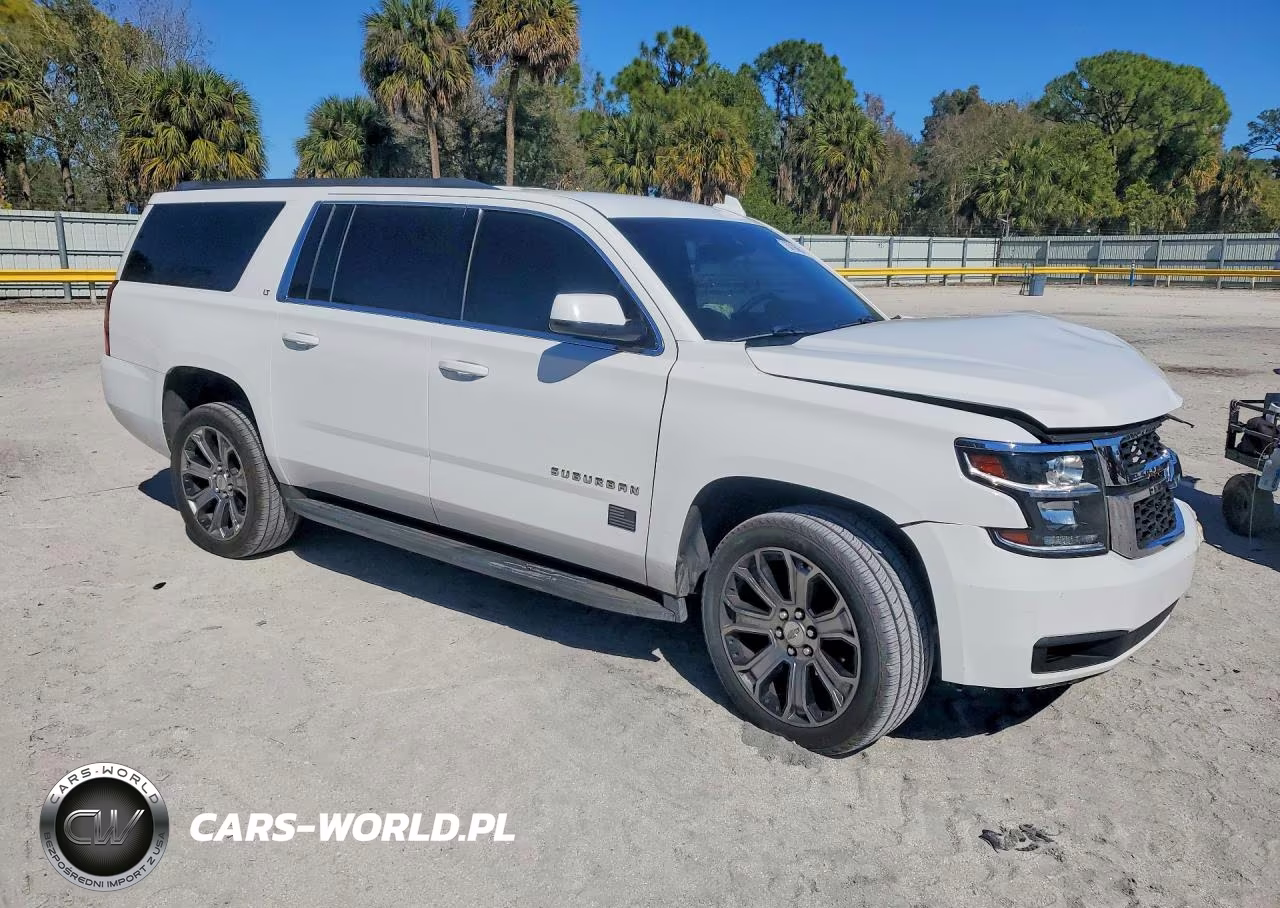 2017 Chevrolet Suburban C1500 Lt VIN:1GNSCHKC5HR344671 - 4