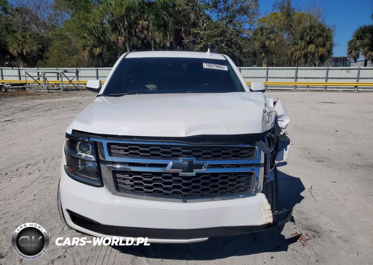 2017 Chevrolet Suburban C1500 Lt VIN:1GNSCHKC5HR344671 - 5
