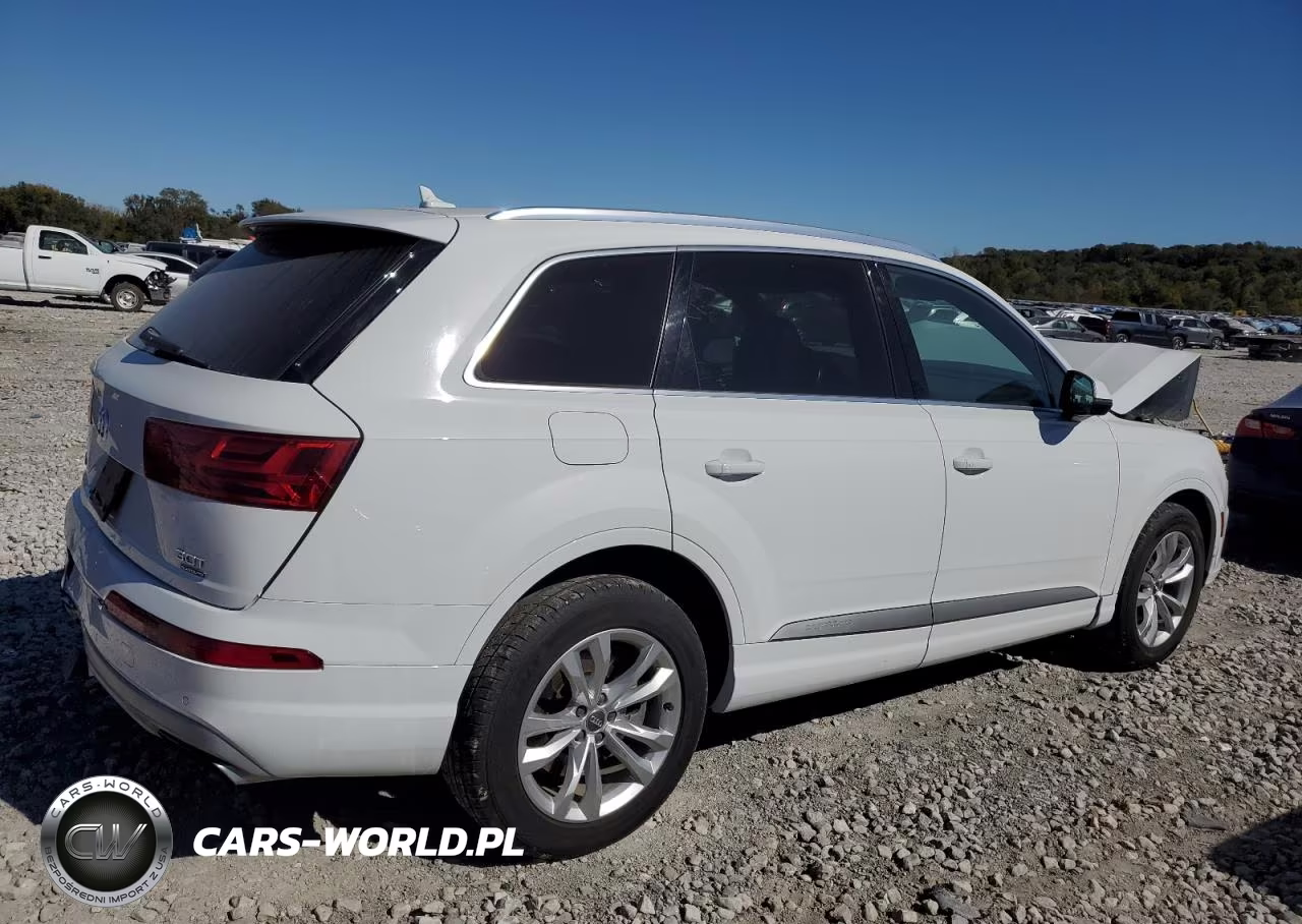 2017 Audi Q7 Premium Plus VIN:WA1LAAF73HD026319 - 3