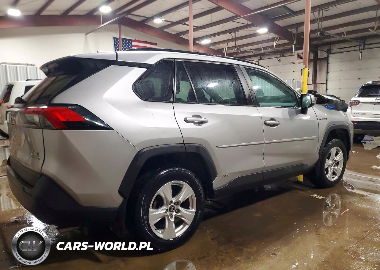 2020 Toyota Rav4 Hybrid Xle VIN:2T3RWRFVXLW071879 - 3