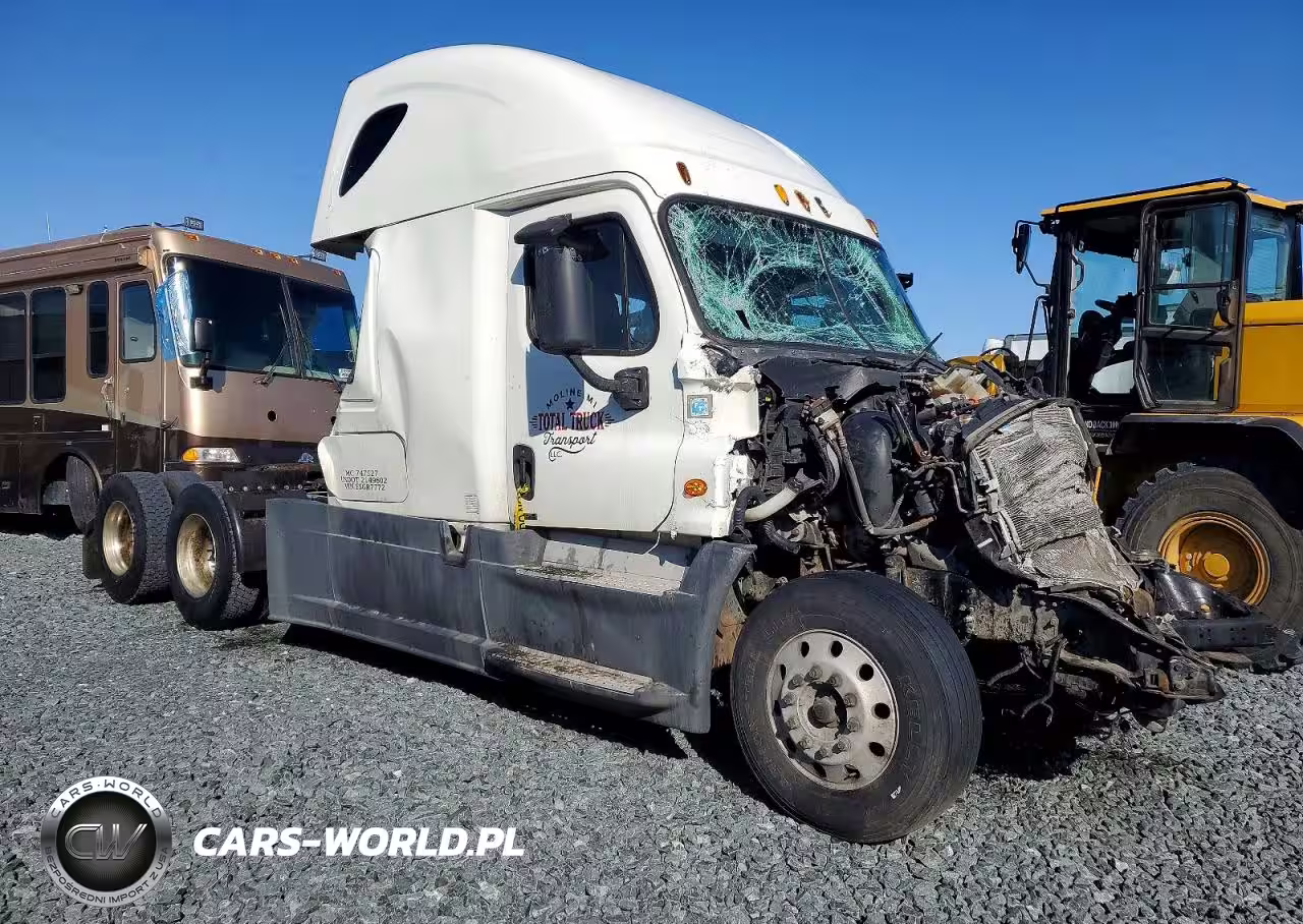 2015 Freightliner Cascadia Semi Truck