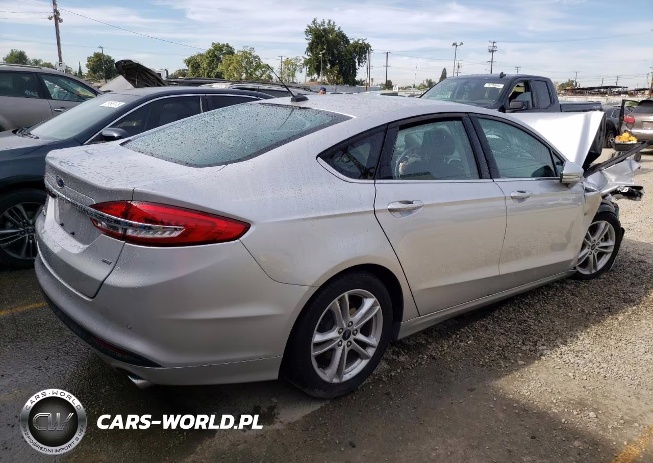 2018 Ford Fusion Se VIN:3FA6P0H78JR242596 - 3